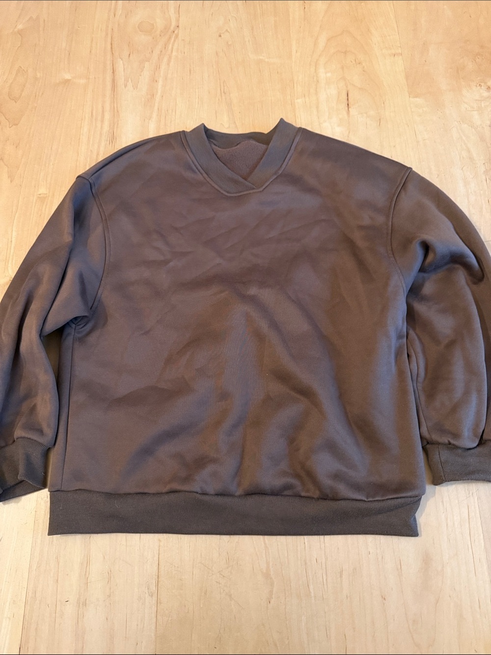 SHEIN Women’s Crewneck Sweatshirt in Dark Brown